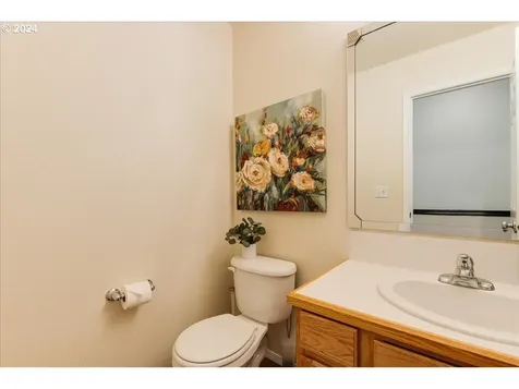 218 W Levi Way Newberg OR 97132