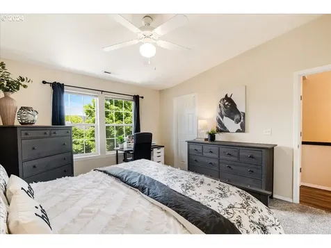 218 W Levi Way Newberg OR 97132