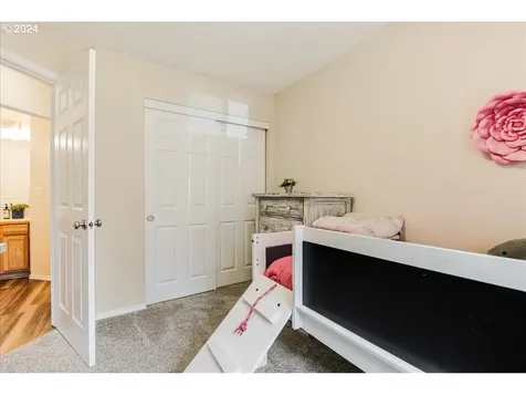 218 W Levi Way Newberg OR 97132
