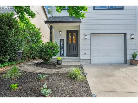 218 W Levi Way Newberg OR 97132