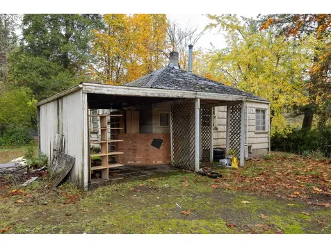 4960 W Amazon Drive Eugene OR 97405