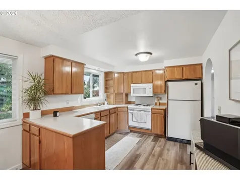 12 SW 10th Street Battle Ground WA 98604