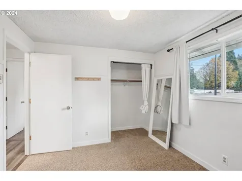 12 SW 10th Street Battle Ground WA 98604