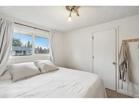 12 SW 10th Street Battle Ground WA 98604