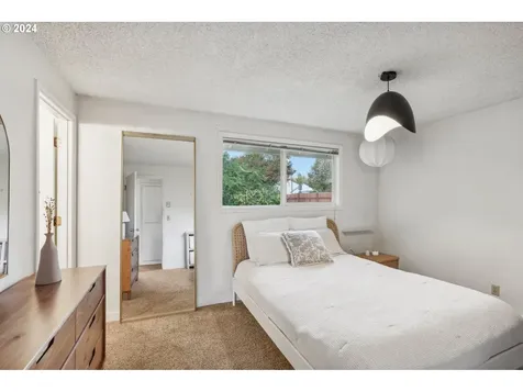 12 SW 10th Street Battle Ground WA 98604