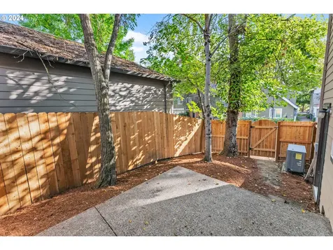 9136 N Haven Avenue Portland OR 97203