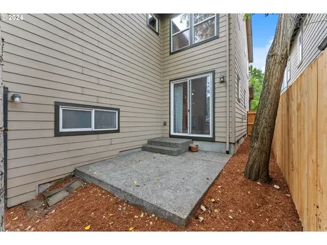 9136 N Haven Avenue Portland OR 97203