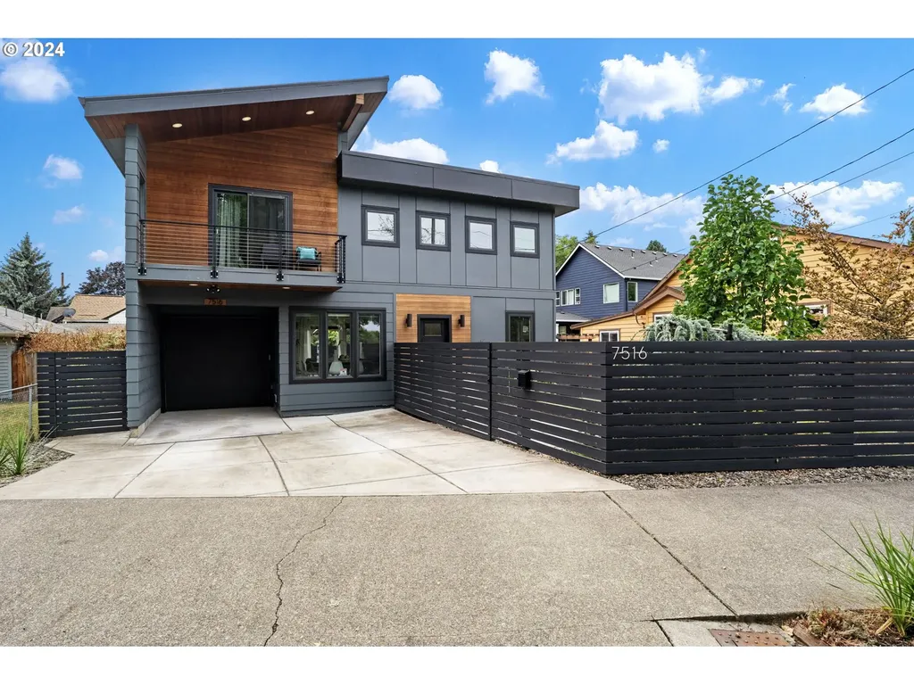 7516 N Johnswood Drive Portland OR 97203