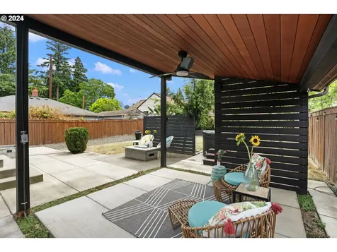 7516 N Johnswood Drive Portland OR 97203