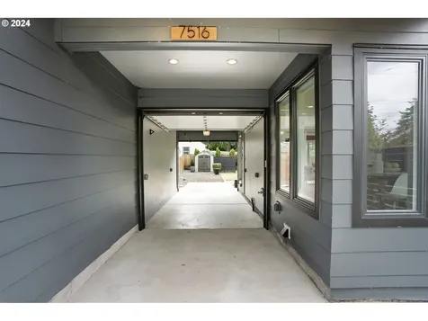 7516 N Johnswood Drive Portland OR 97203