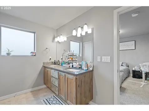 12320 NE 115th Street Vancouver WA 98682