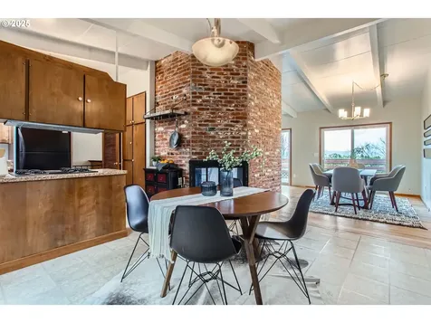 24109 NE Holladay Street Wood Village OR 97060