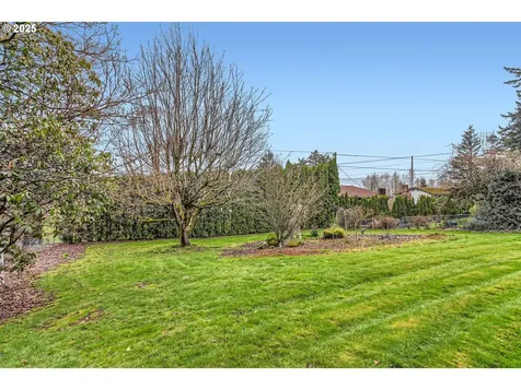 24109 NE Holladay Street Wood Village OR 97060