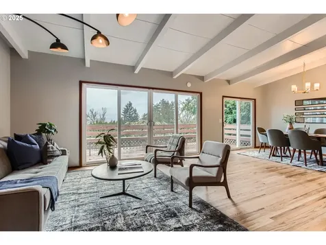 24109 NE Holladay Street Wood Village OR 97060