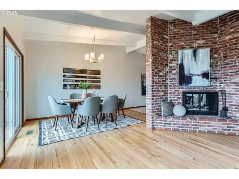 24109 NE Holladay Street Wood Village OR 97060