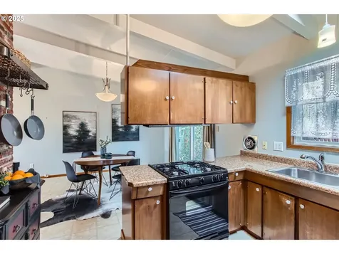 24109 NE Holladay Street Wood Village OR 97060