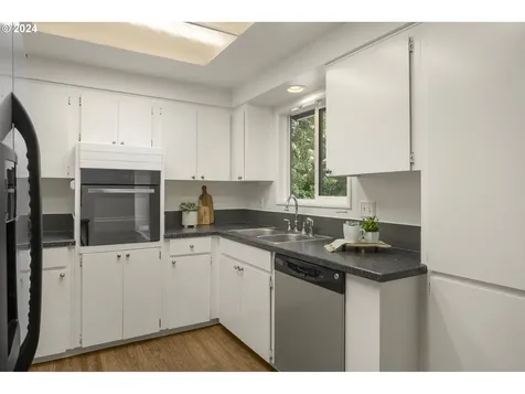 18290 Sw Broad Oak Court Beaverton OR 97007