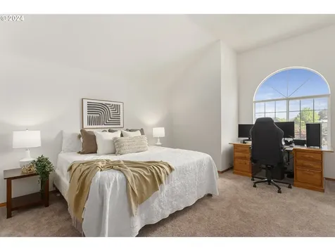 2492 Sw 214th Place Beaverton OR 97003