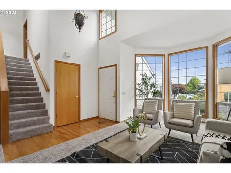 2492 Sw 214th Place Beaverton OR 97003