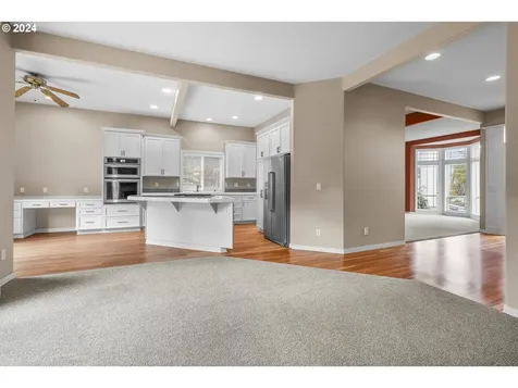 11084 Se Valley Way Happy Valley OR 97086