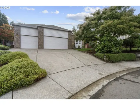 11084 Se Valley Way Happy Valley OR 97086