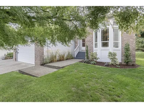 11084 Se Valley Way Happy Valley OR 97086