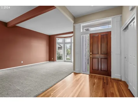 11084 Se Valley Way Happy Valley OR 97086