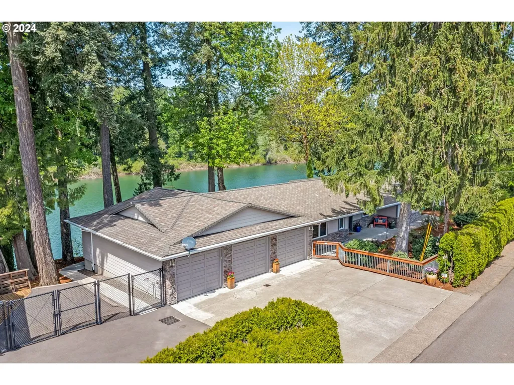 24495 Butteville Road Ne Aurora OR 97002