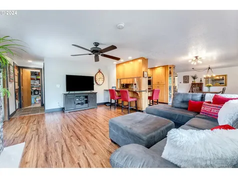 24495 Butteville Road Ne Aurora OR 97002