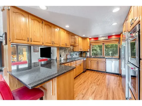 24495 Butteville Road Ne Aurora OR 97002