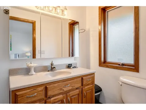 24495 Butteville Road Ne Aurora OR 97002