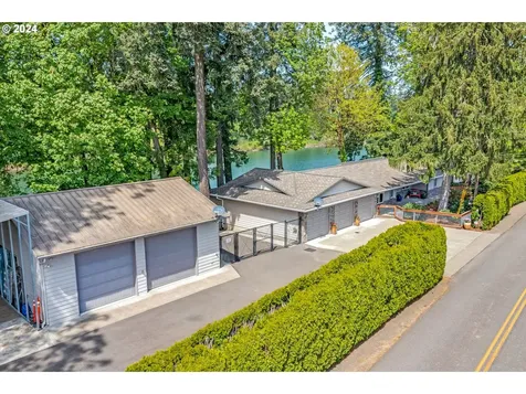 24495 Butteville Road Ne Aurora OR 97002