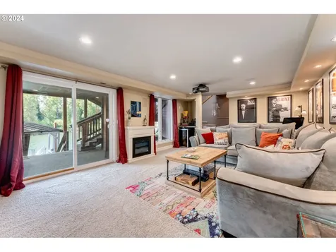 24495 Butteville Road Ne Aurora OR 97002