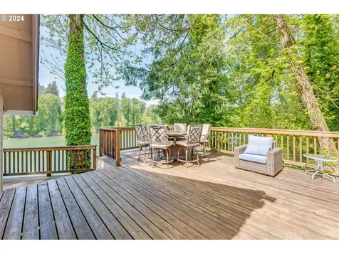 24495 Butteville Road Ne Aurora OR 97002