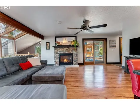 24495 Butteville Road Ne Aurora OR 97002