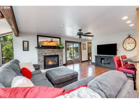 24495 Butteville Road Ne Aurora OR 97002