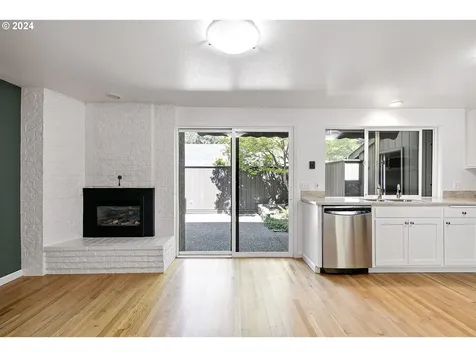 185 Westbrook Way Eugene OR 97405