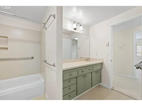 185 Westbrook Way Eugene OR 97405