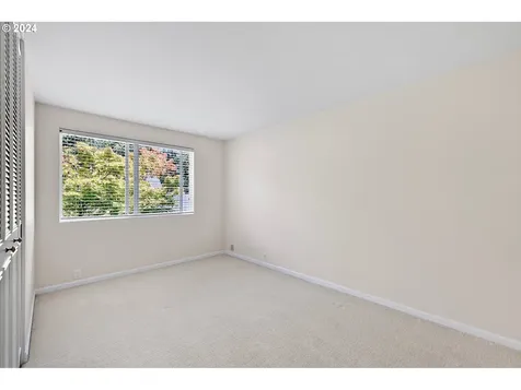 185 Westbrook Way Eugene OR 97405