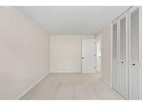 185 Westbrook Way Eugene OR 97405