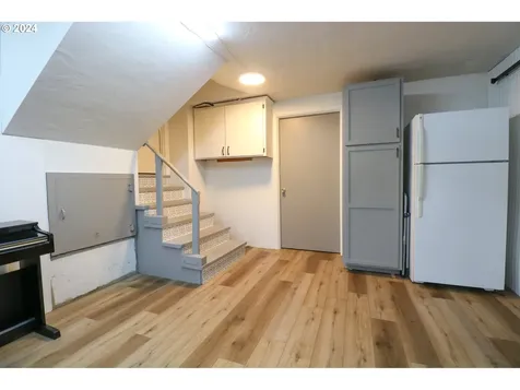 930 Oconnell Street North Bend OR 97459