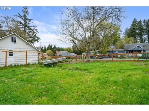 520 Sw Hill Drive Willamina OR 97396