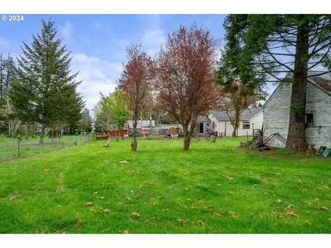 520 Sw Hill Drive Willamina OR 97396