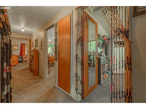 886 S Hill Drive Reedsport OR 97467