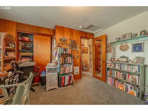 886 S Hill Drive Reedsport OR 97467