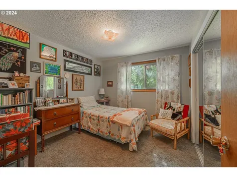 886 S Hill Drive Reedsport OR 97467