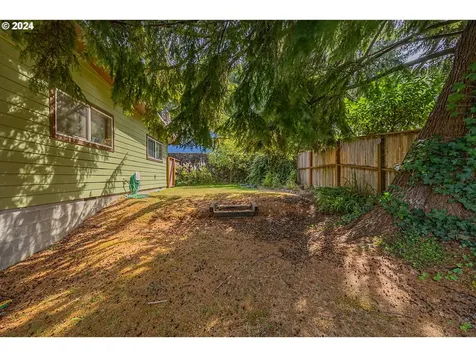 886 S Hill Drive Reedsport OR 97467
