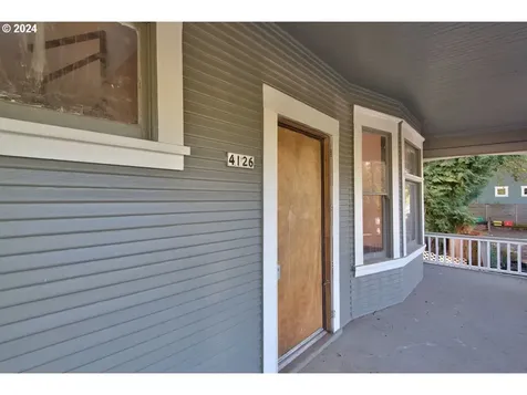 4126 NE 6th Avenue Portland OR 97211