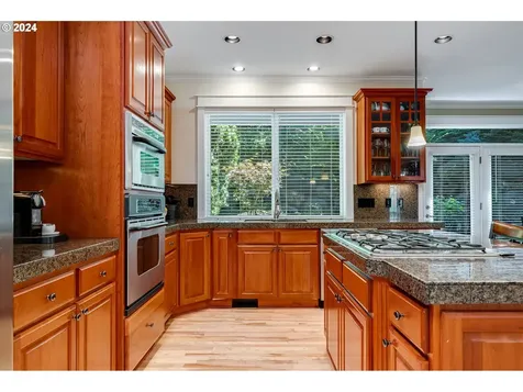 3699 Landis Street West Linn OR 97068