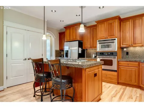 3699 Landis Street West Linn OR 97068